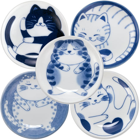 LOVE LOVE JAPAN front view of five cat plates showing designs and compact size