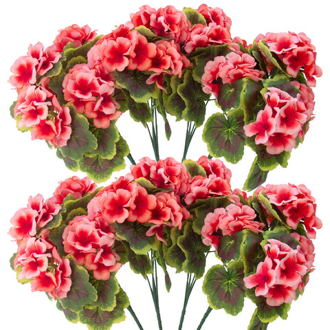 lovemoon geraniums in a wreath DIY arrangement for creative décor benefit
