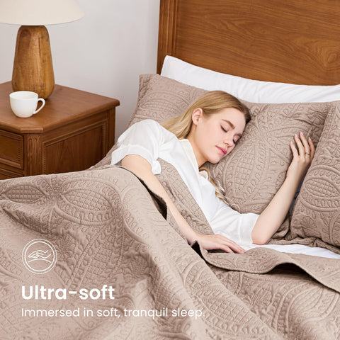 Love's cabin bedspread in bedroom lifestyle demonstrating layered all-season comfort