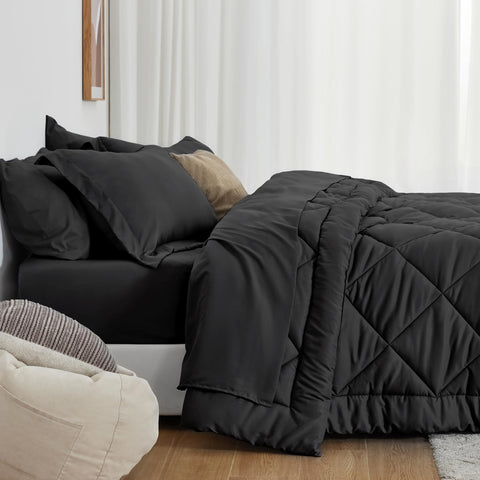 Love's cabin vacuum-packed bundle for compact shipping and easy storage