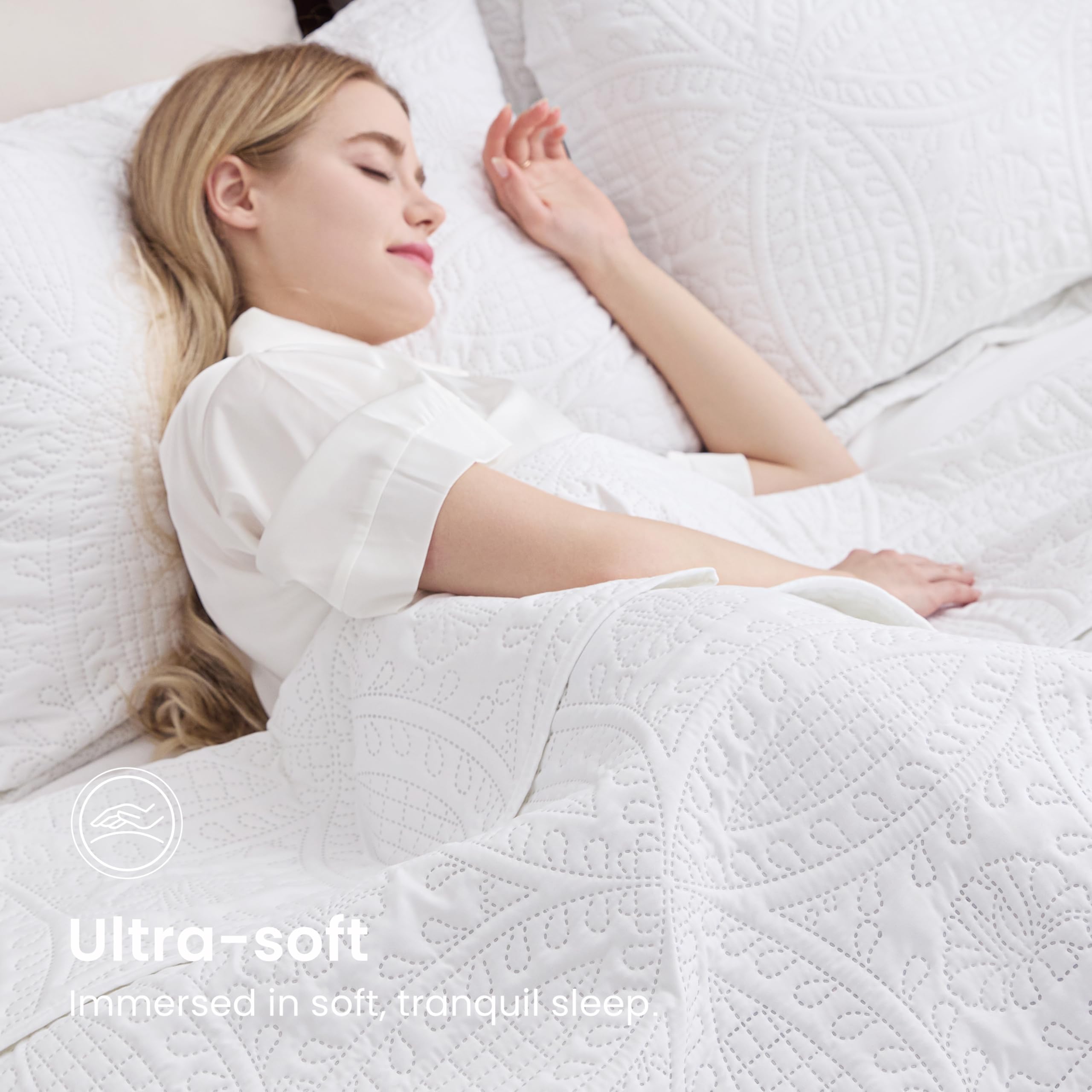 Love's cabin on king bed illustrating 120x120 oversized fit advantage
