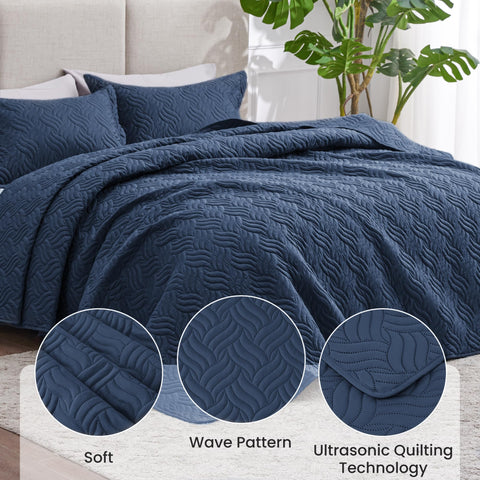 Love's cabin pillow sham detail, shows clean edges and easy-care construction benefit