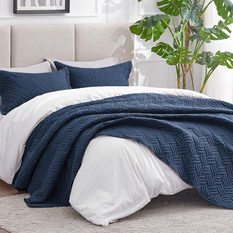 Love's cabin close-up of embossed wave pattern showing texture and breathable comfort benefit