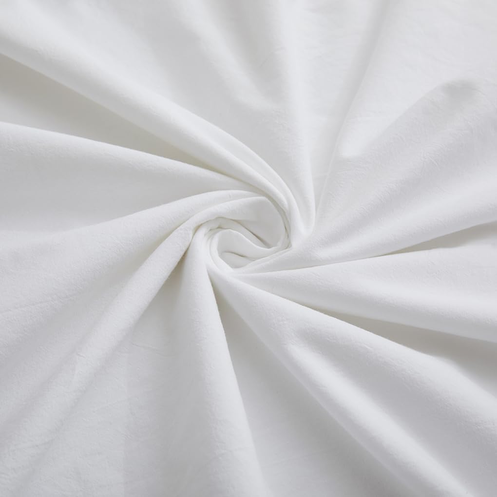 LOVQUE fabric drape close-up showing soft texture and breathability for comfortable sleep