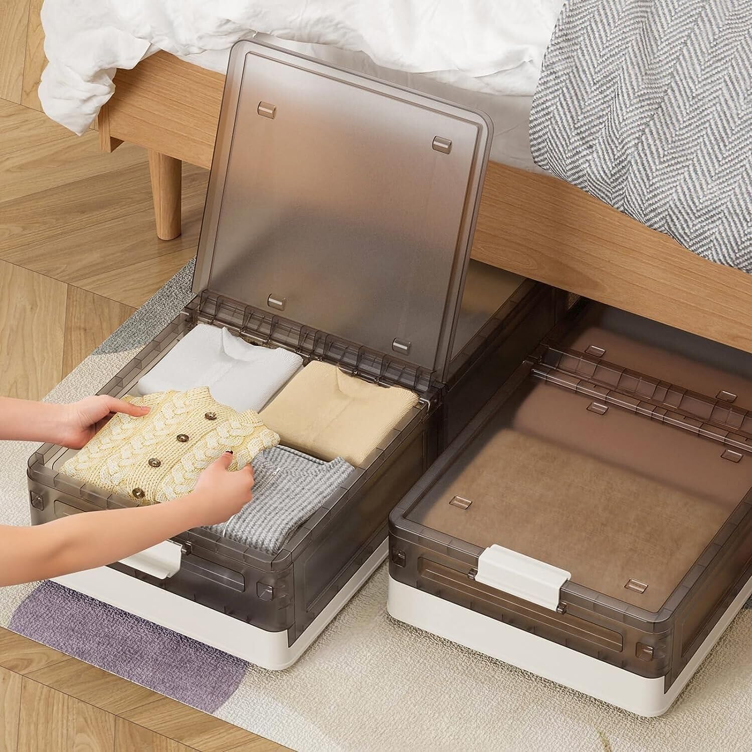 Luseba stacked bins showing grooved lids for secure stacking benefit