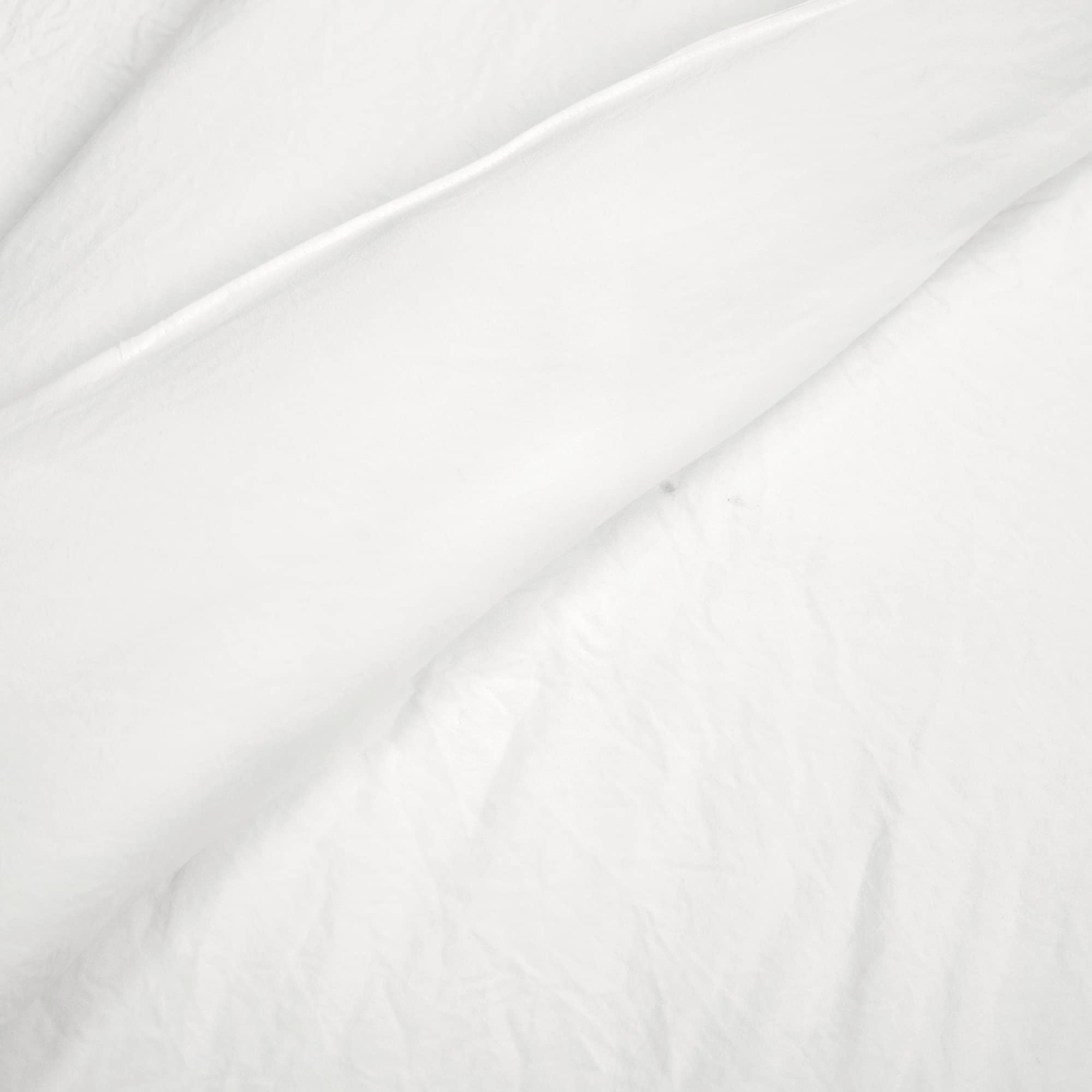 Lush Decor Reyna fabric texture macro showing soft microfiber for comfortable sleep