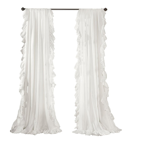 Lush Decor Reyna in nursery setting creating a cozy, feminine atmosphere