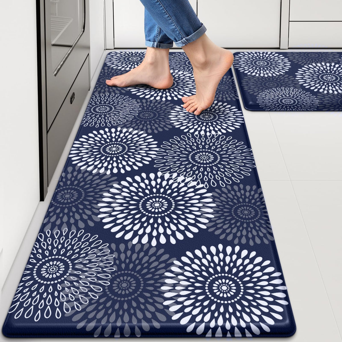 LuxStep front view showing mat design and easy-to-clean benefit