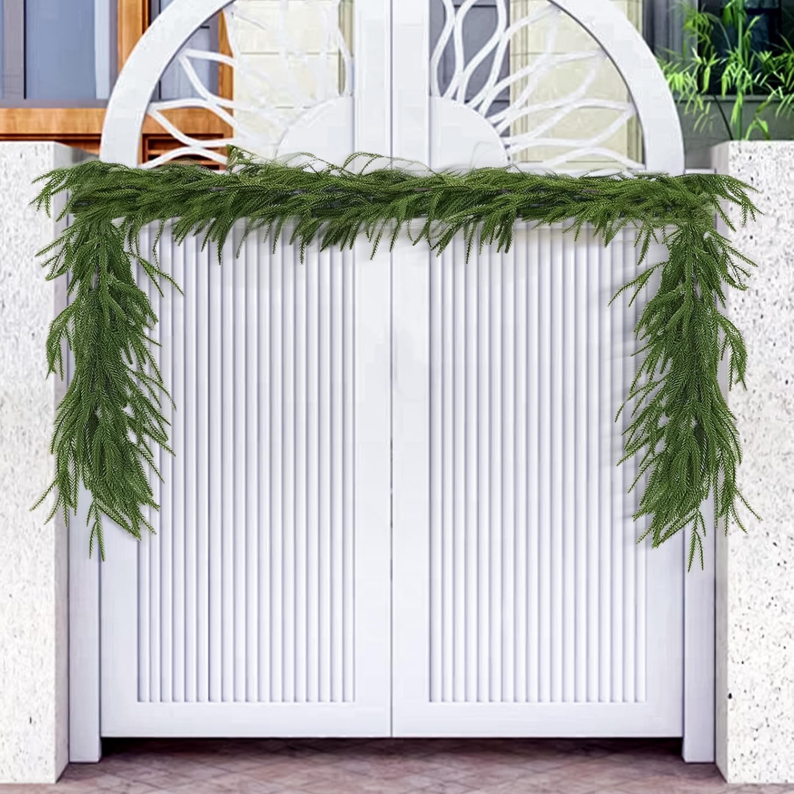 LWuuywa garland unboxed showing hand-assembled quality and easy setup