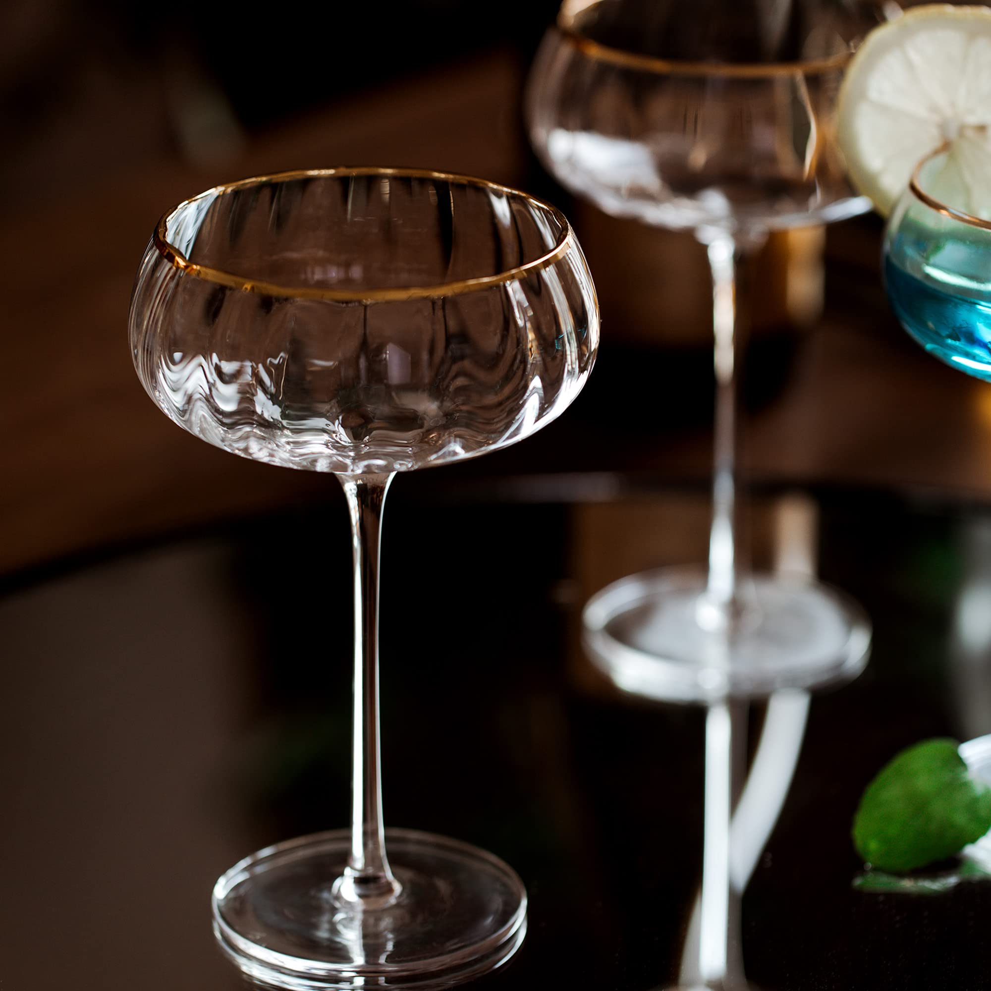 Lysenn close-up of gold rim detail, refined accent enhances drink presentation