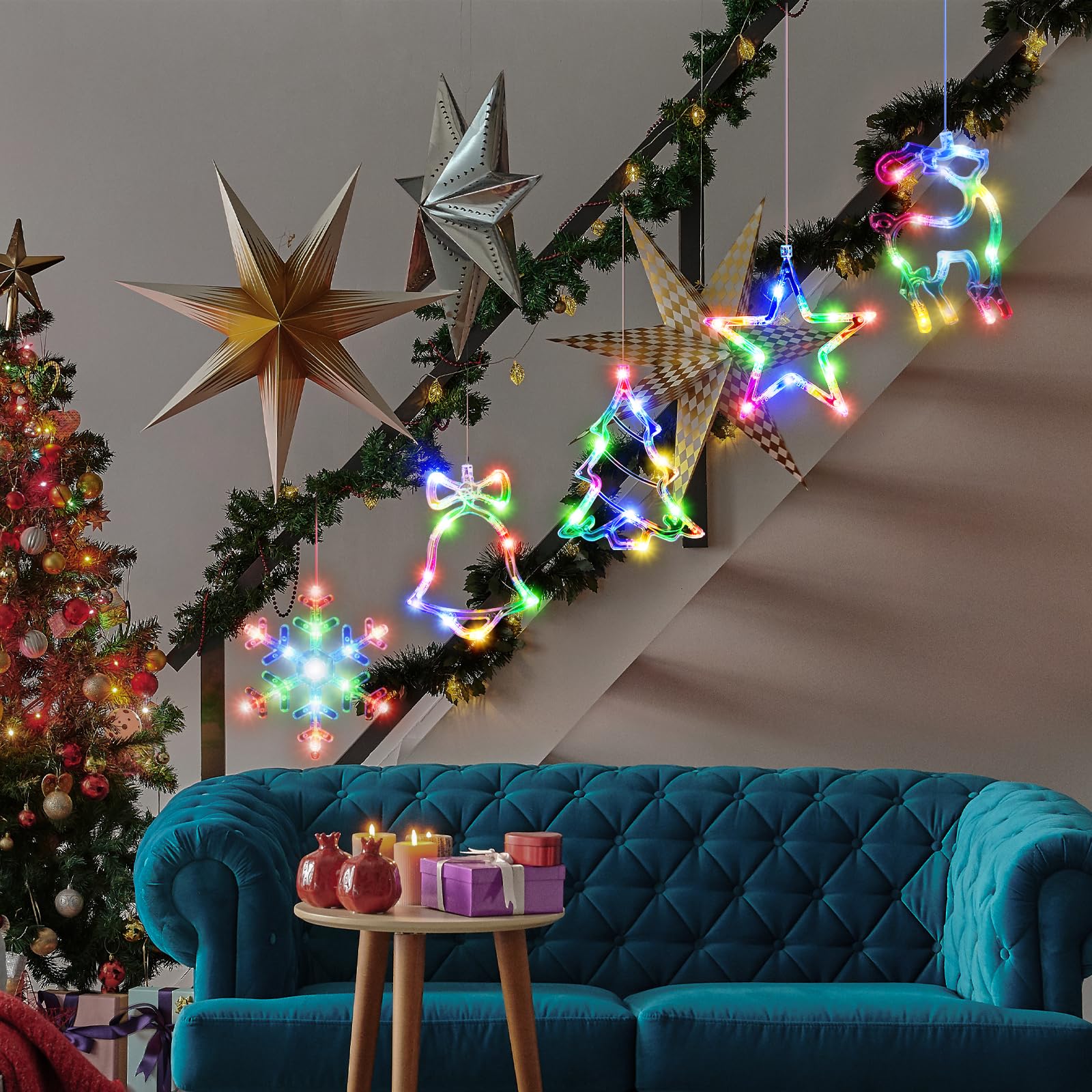 LYUBASA twinkling mode in dark room demonstrating animated holiday sparkle