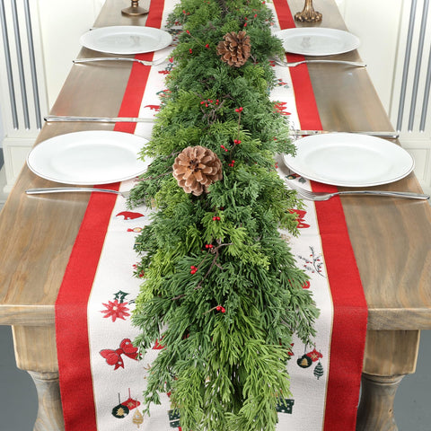 LZNPA front view of boxed 6 ft garland ready for gifting and display