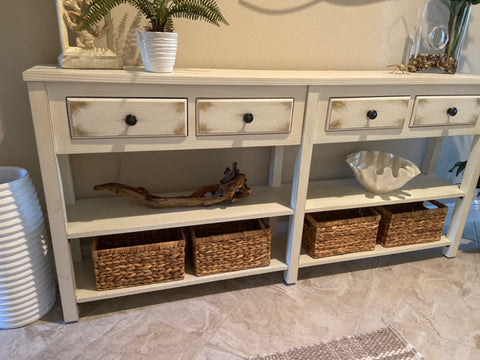 M4DECOR basket in entryway creating stylish clutter control