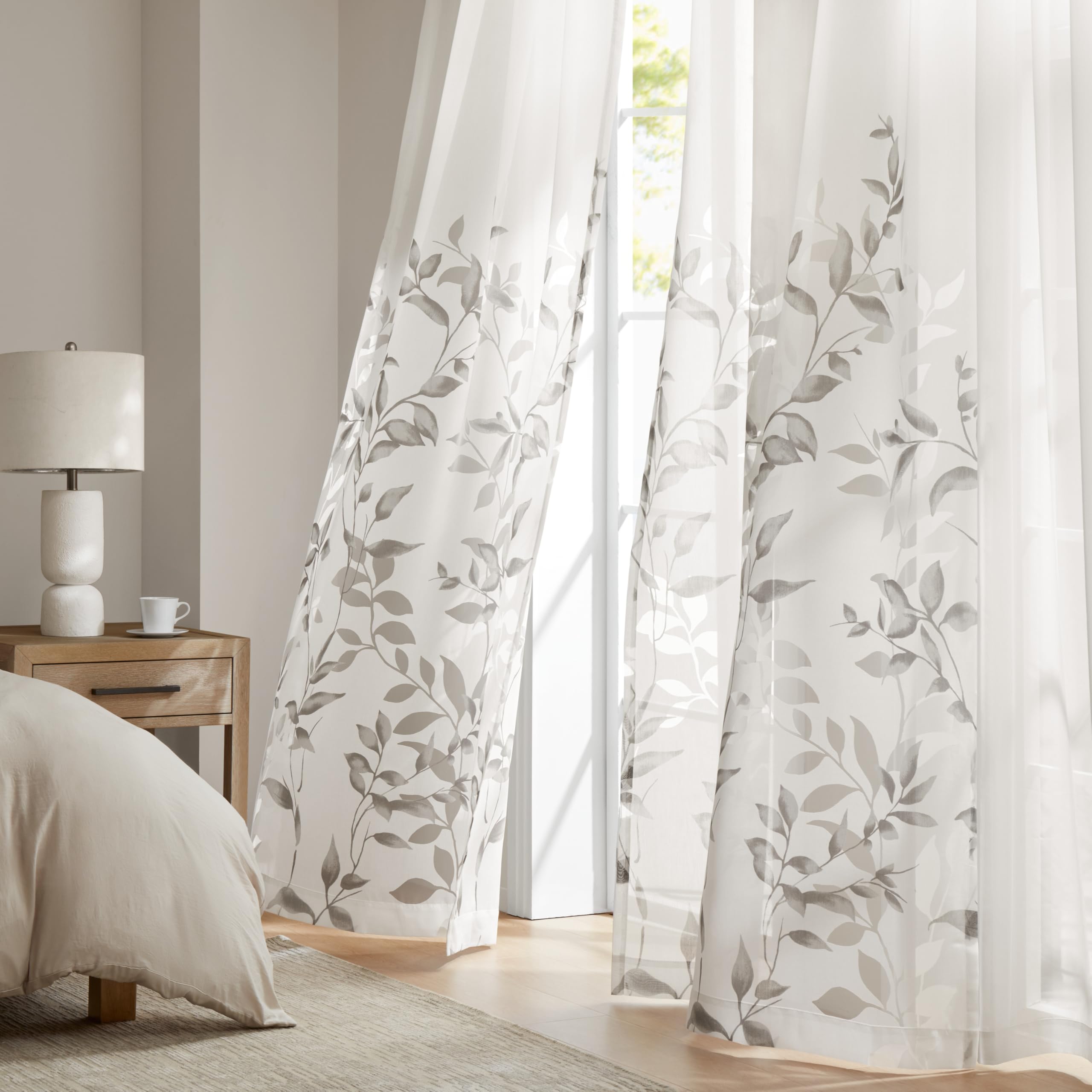 Madison Park Cecily front panel showing full botanical print and modern look benefit