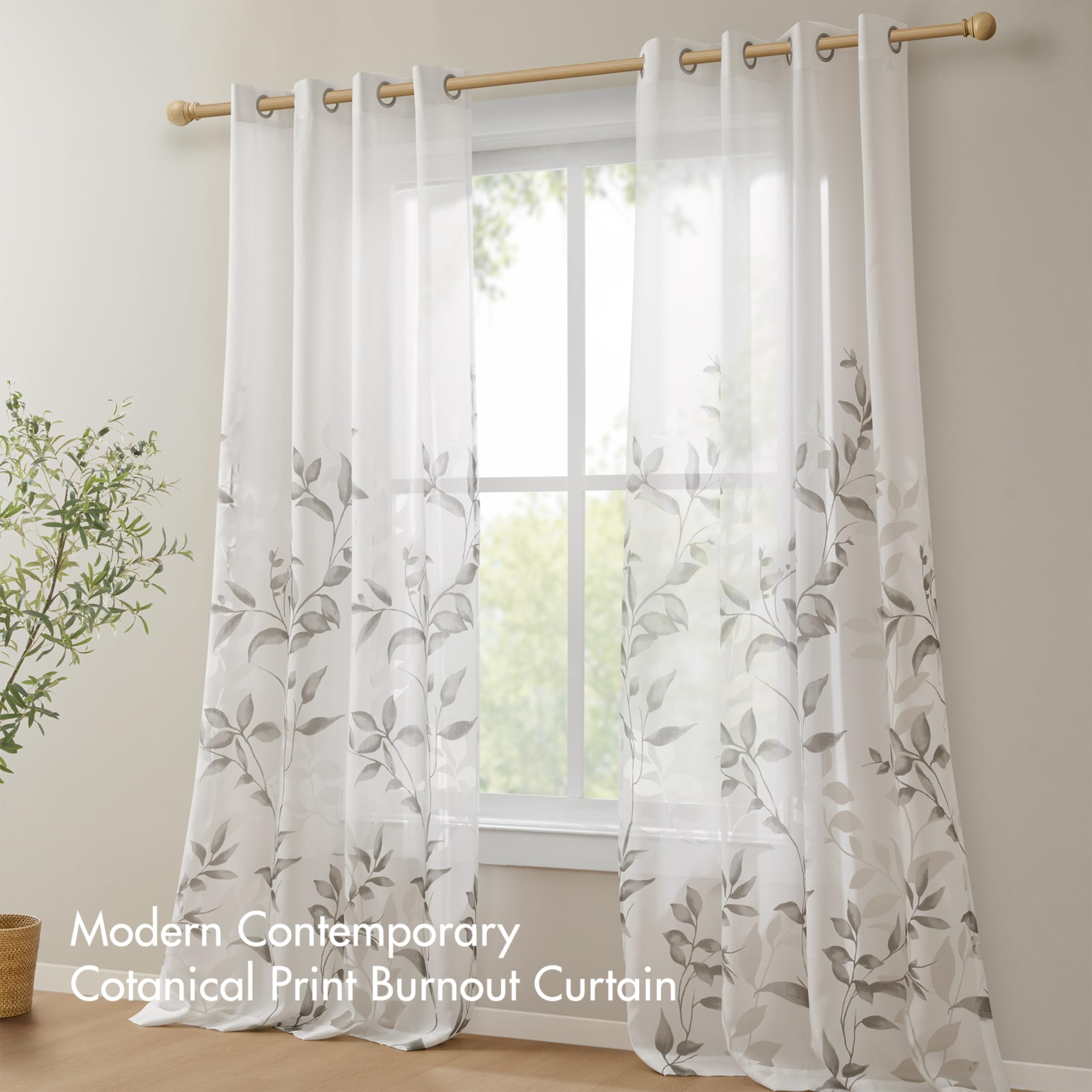 Madison Park Cecily silver grommet detail showing easy-hang smooth glide benefit