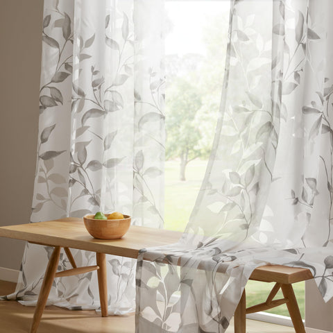 Madison Park Cecily layered with lining showing styling options and improved light control benefit