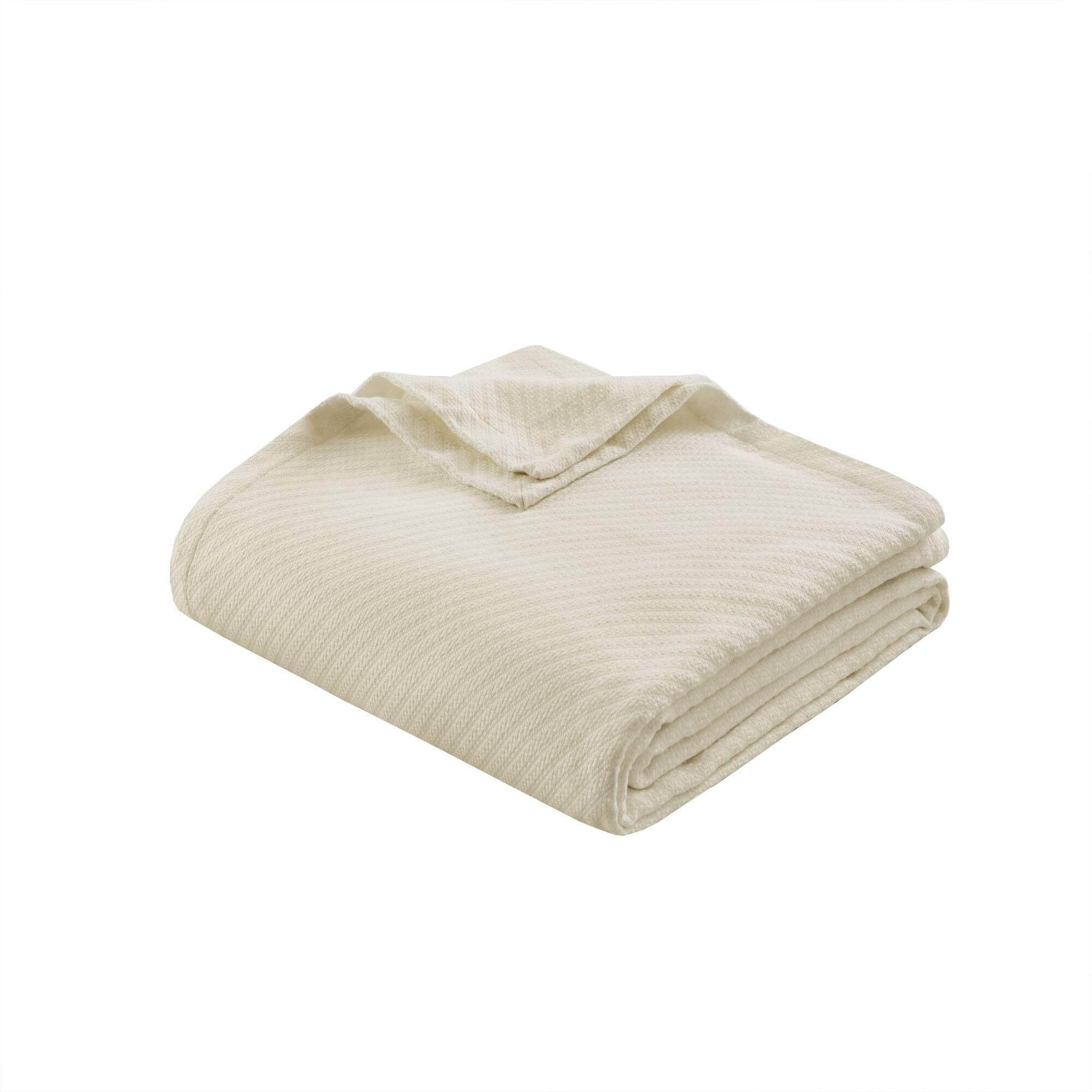 Madison Park blanket front view showing full/queen ivory comfort