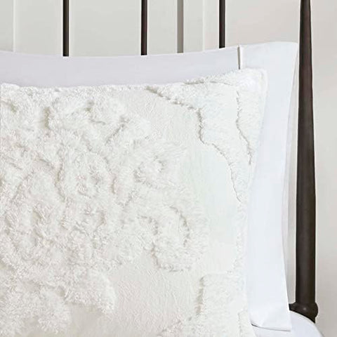 Madison Park side profile of duvet cover showing depth and fitted capacity benefit