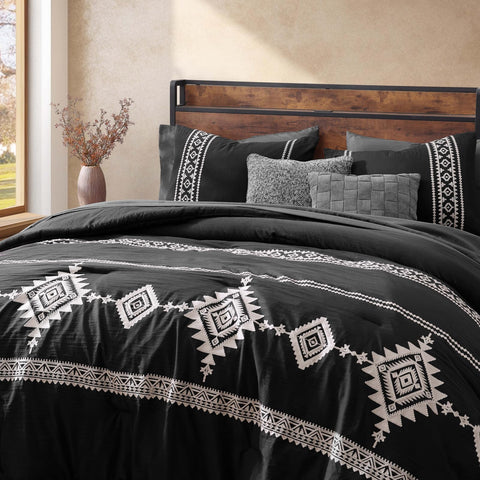 MaiRêve comforter loft and fill view showing plushness for cozy sleep