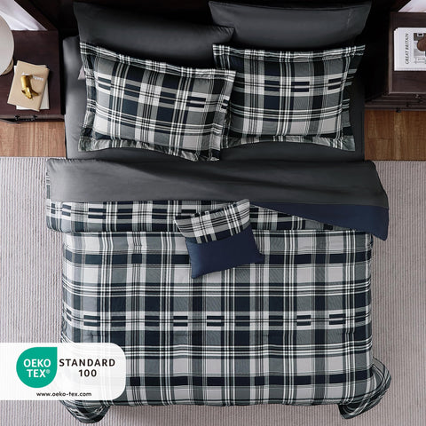 MaiRêve fitted sheet pocket detail demonstrating practical storage feature