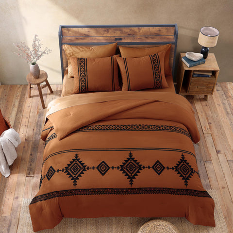 MaiRêve flat and fitted sheets detail showing fabric finish and neat fit benefit