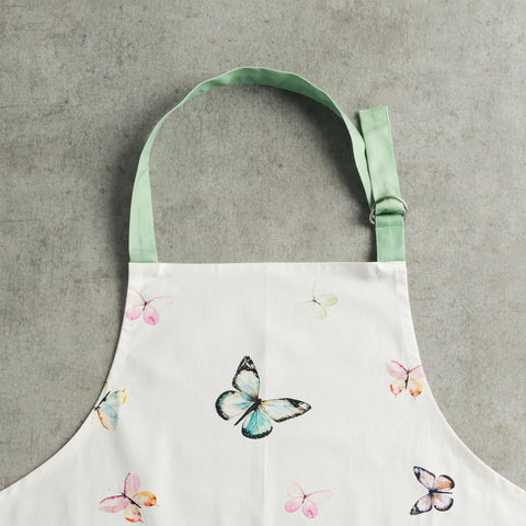 Maison d' Hermine apron packaged with label highlighting quality craftsmanship