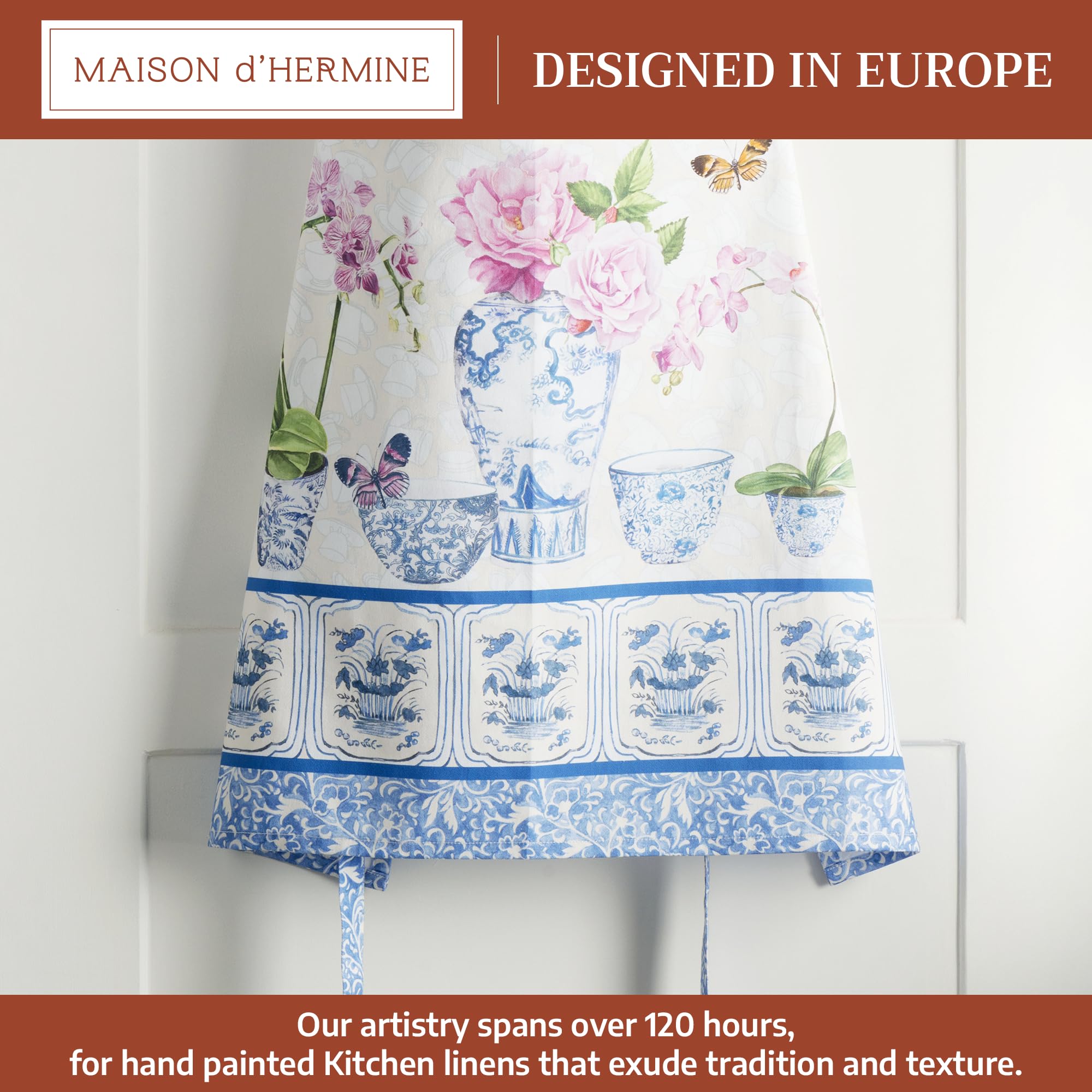 Maison d' Hermine apron pocket detail holding phone and recipe for convenience