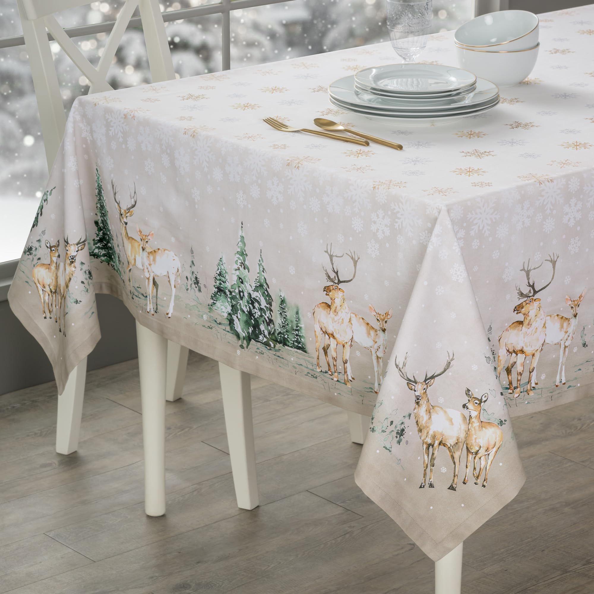 Maison d' Hermine on wedding reception table illustrating elegant event use