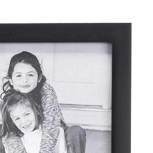 Malden Crossroads acrylic front detail protecting photos while remaining lightweight and clear