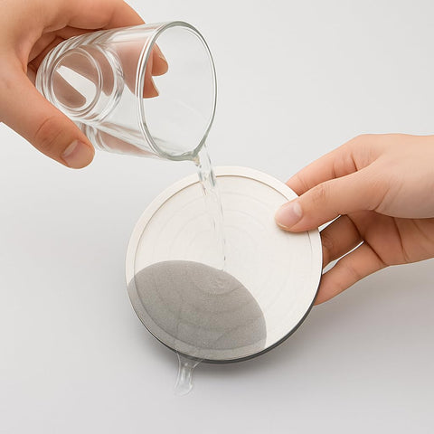 Mango Steam holder with umbrellas and walking cane upright, demonstrates secure storage