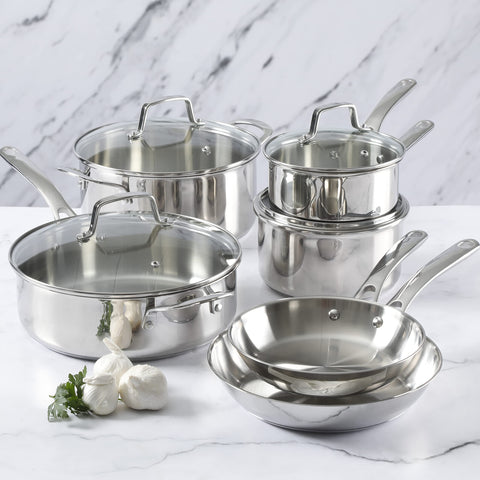 Martha Stewart Castelle etched interior fill lines detail for accurate measuring and easy portioning