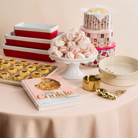 Martha Stewart tin lid interior showing snug fit to help keep treats protected