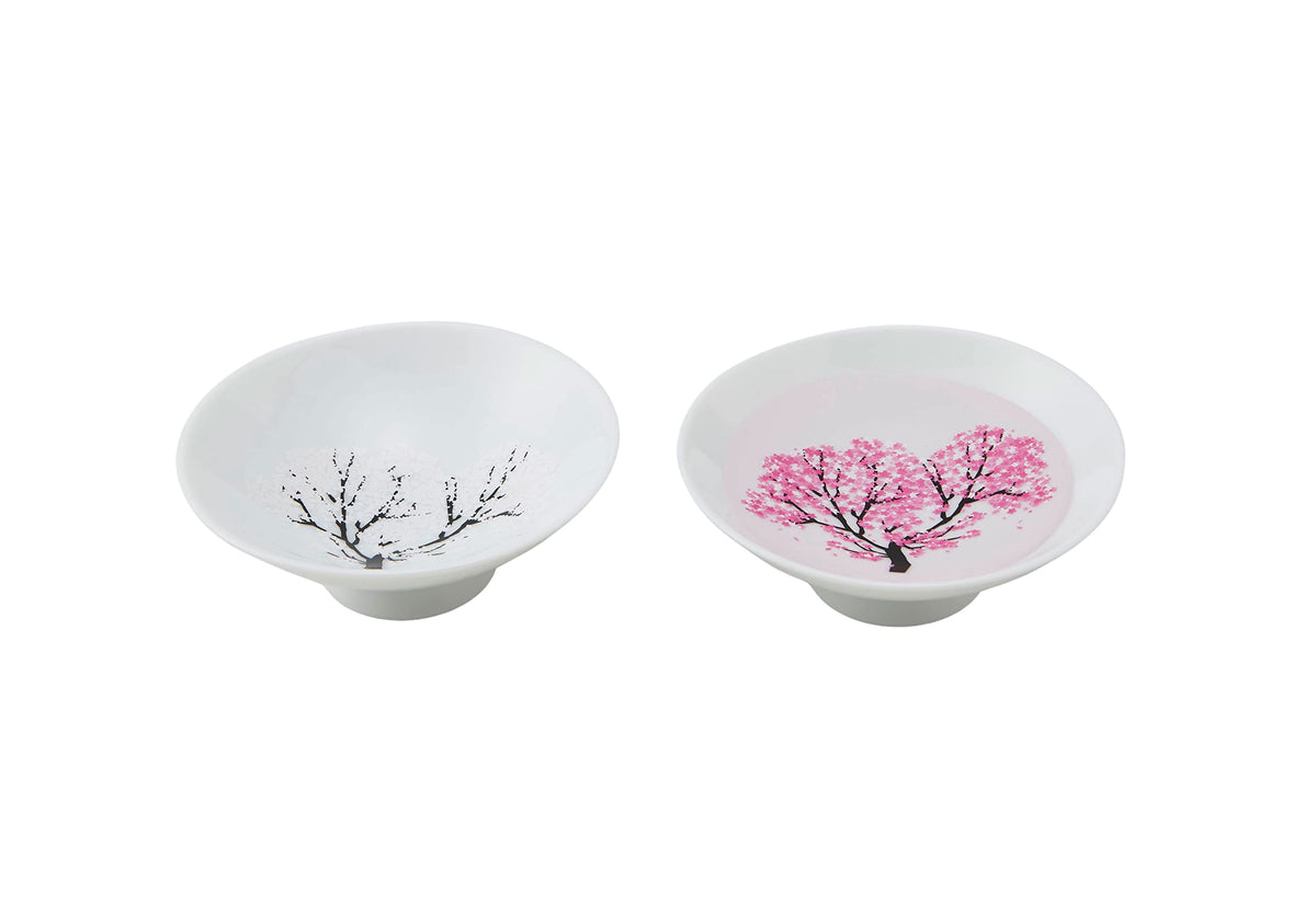 丸モ高木陶器 front view of paired sakura color-changing sake cups showing elegant white porcelain