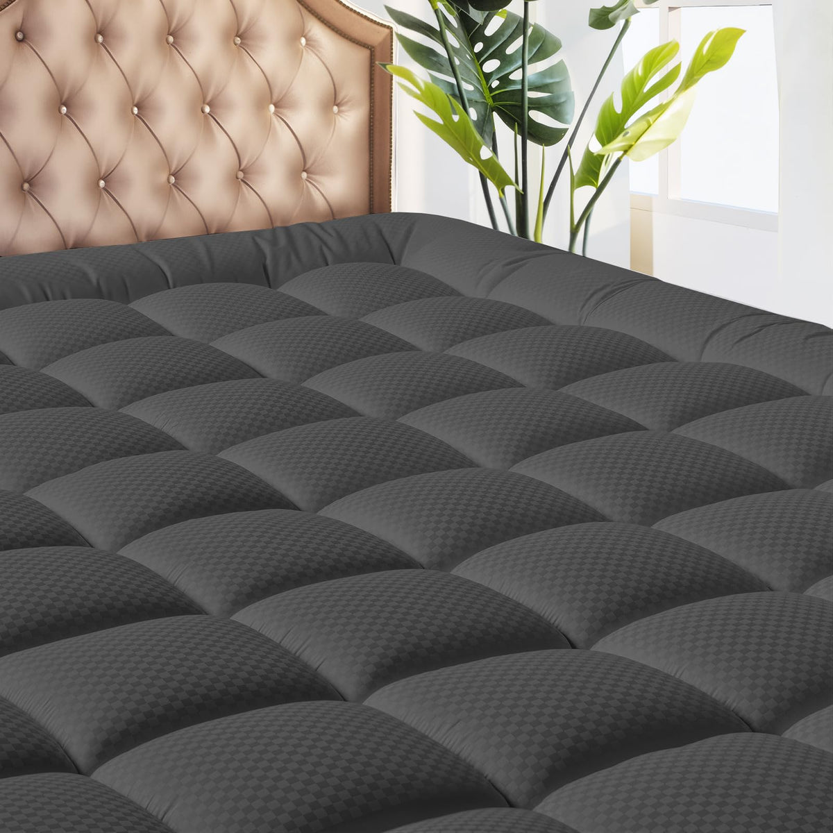 MATBEBY front view of king mattress pad showing neat fit and clean look