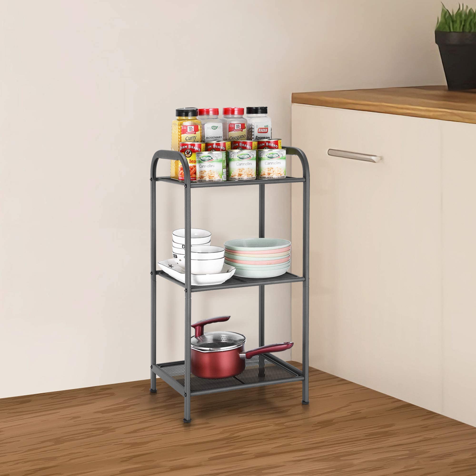 MAX Houser detail of black plastic non-slip foot pad protecting floors and stabilizing unit