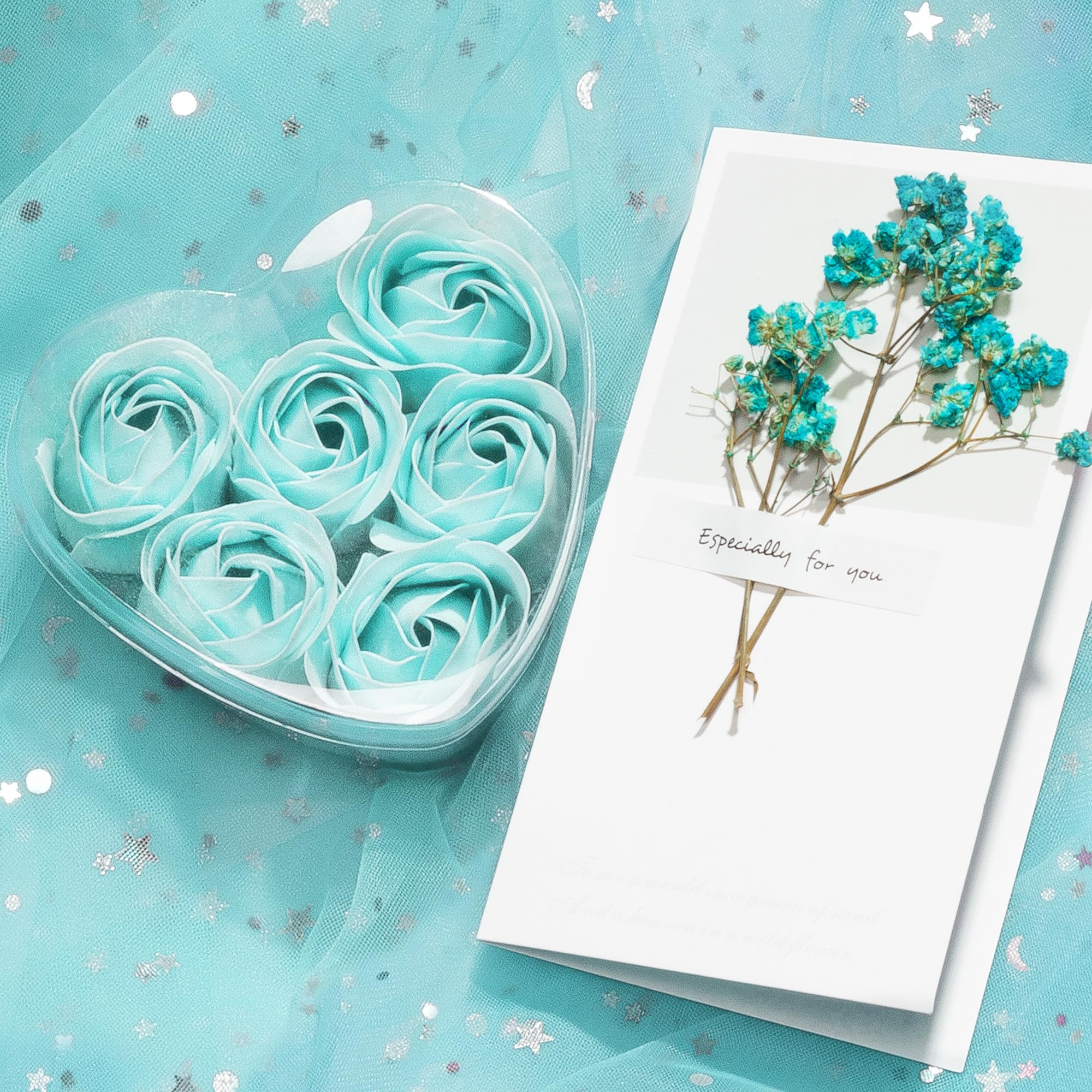 MAYICIVO packaging with dried-flower card ready to present as gift