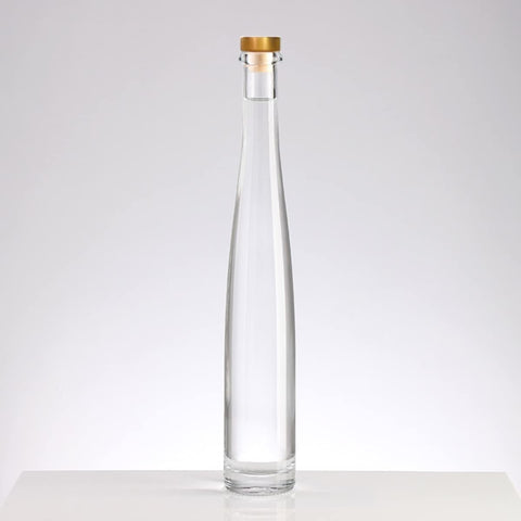 MAYPINK close-up of bottle neck and cork demonstrating secure fit and leak reduction