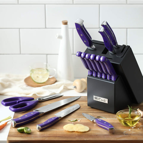 McCook kitchen shears detail, strong cut and multipurpose kitchen use benefit