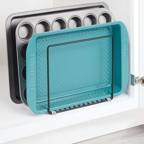 mDesign close-up of divider slots highlighting sturdy steel and organized storage benefit