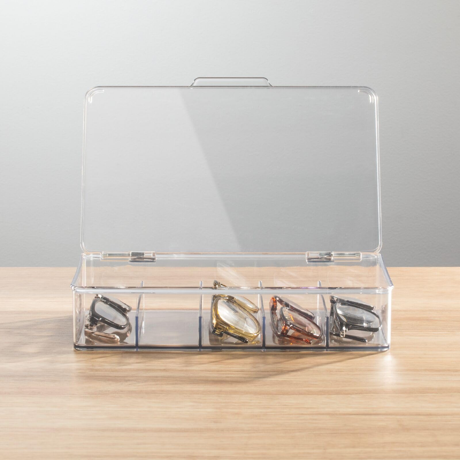 mDesign top-down view of five compartments for separation benefit