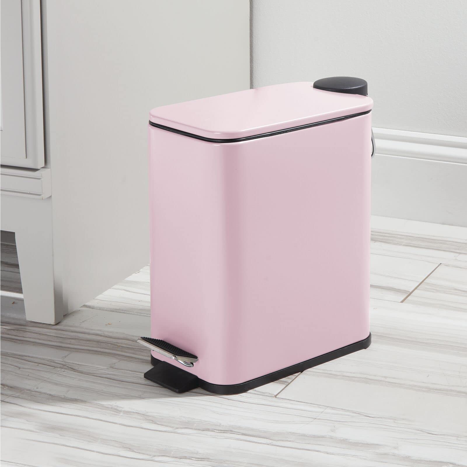 mDesign slim blush open lid with step pedal for hands-free convenience