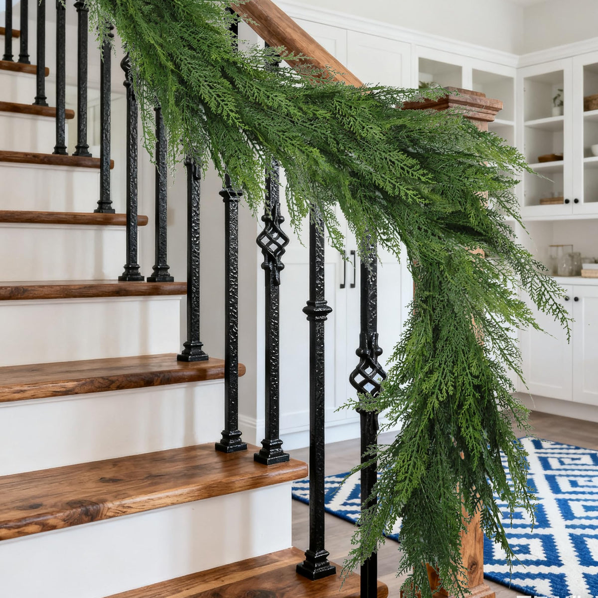 MDSTBN front view of 9ft garland showing full length and lush tones for instant festive decor