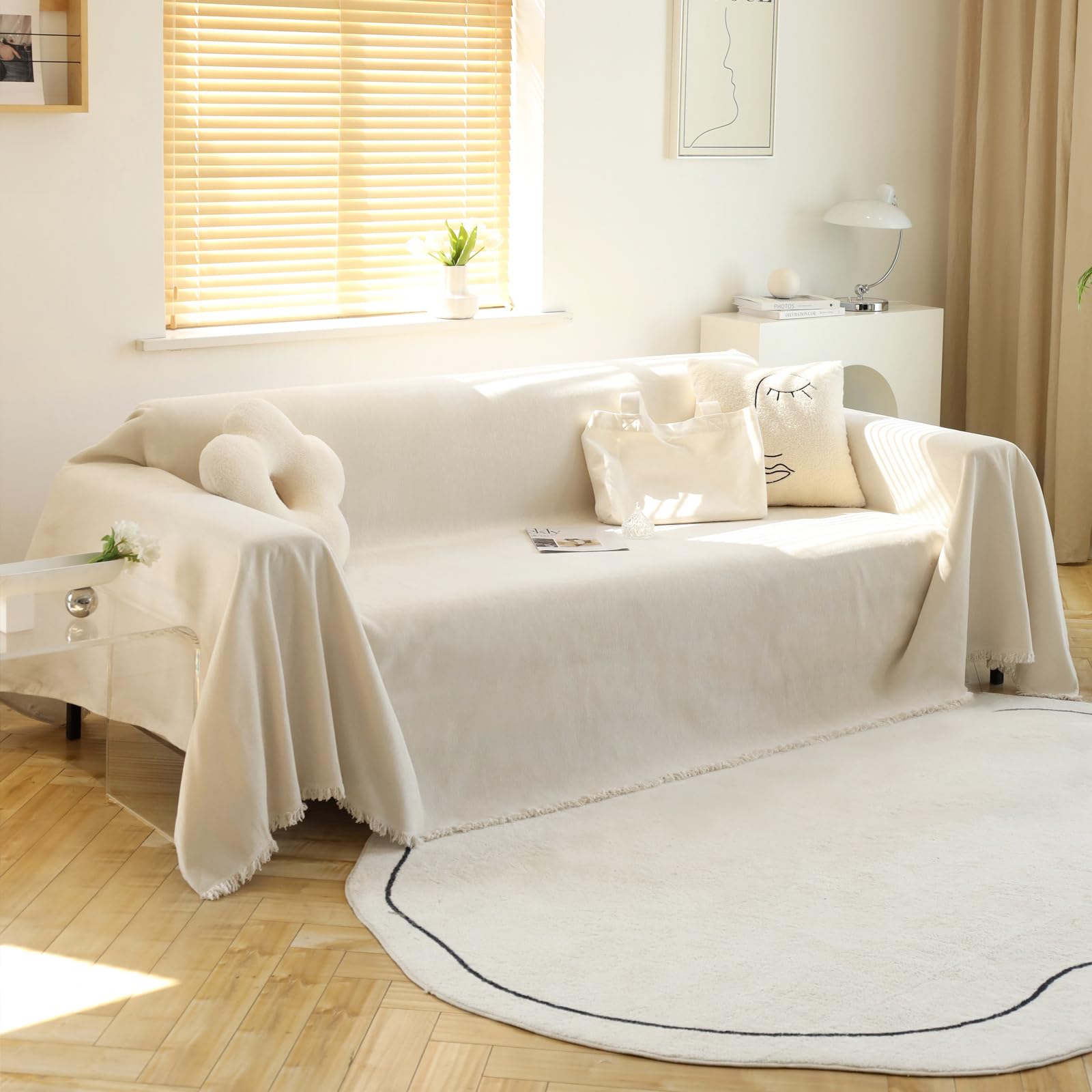 MEETSKY chenille close-up texture demonstrating soft durable feel