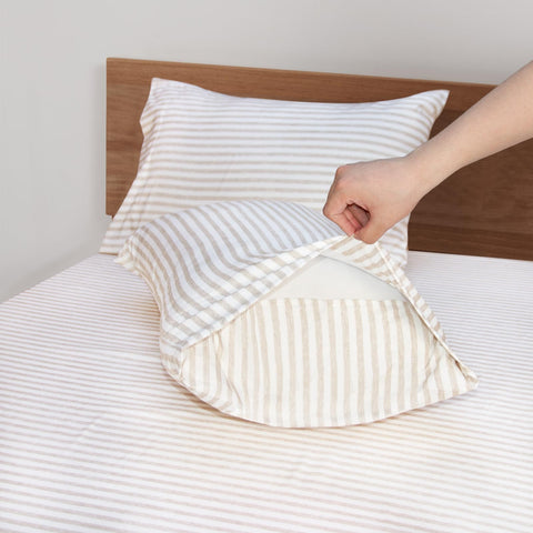 Mejoroom deep pocket fitted sheet on mattress showing secure fit and anti-bunching benefit