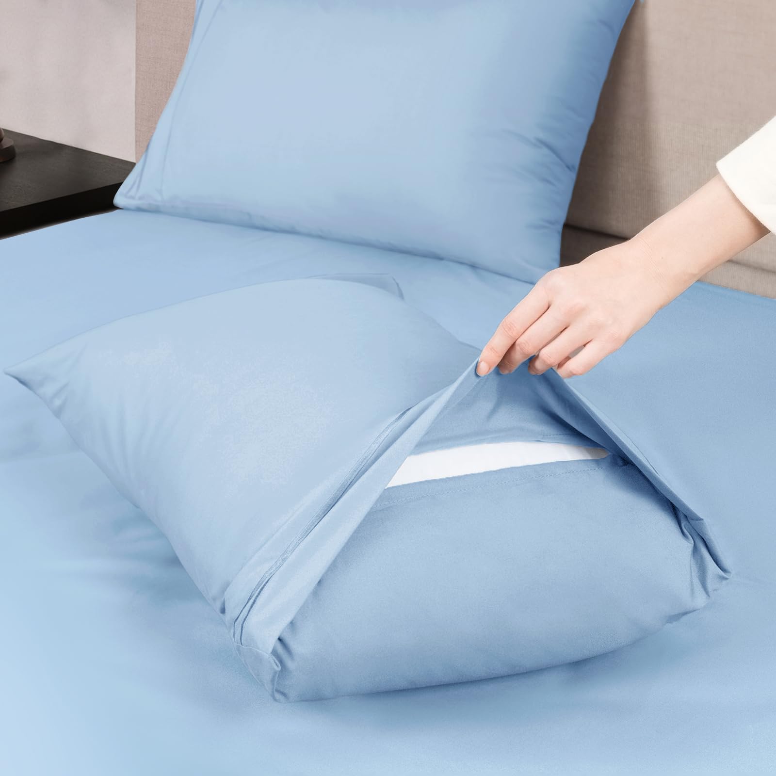 Mejoroom envelope pillowcase detail showing tidy closure and easy care benefit