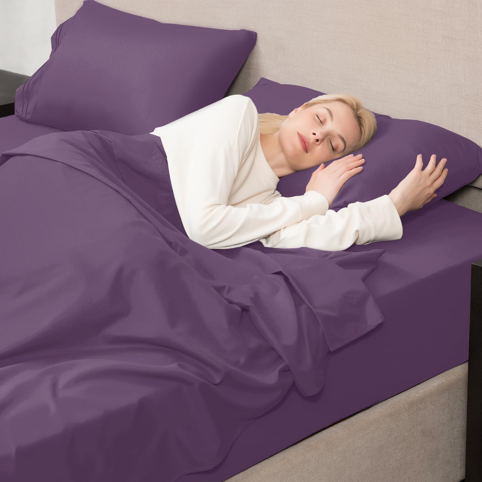 Mejoroom sheets on mattress showing scale and compatibility with thick beds