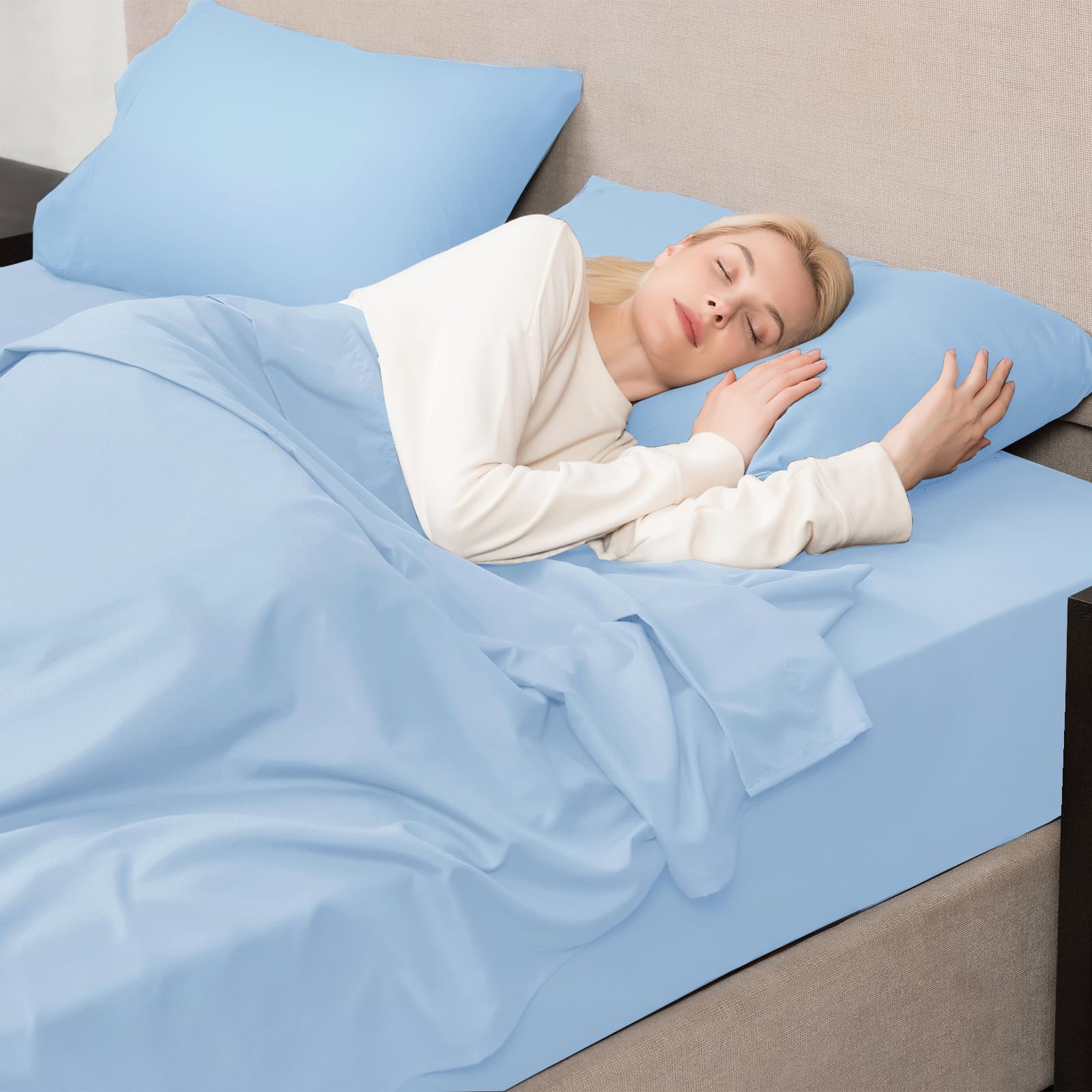 Mejoroom fitted sheet on mattress showing 16-inch pocket fit and no bunching