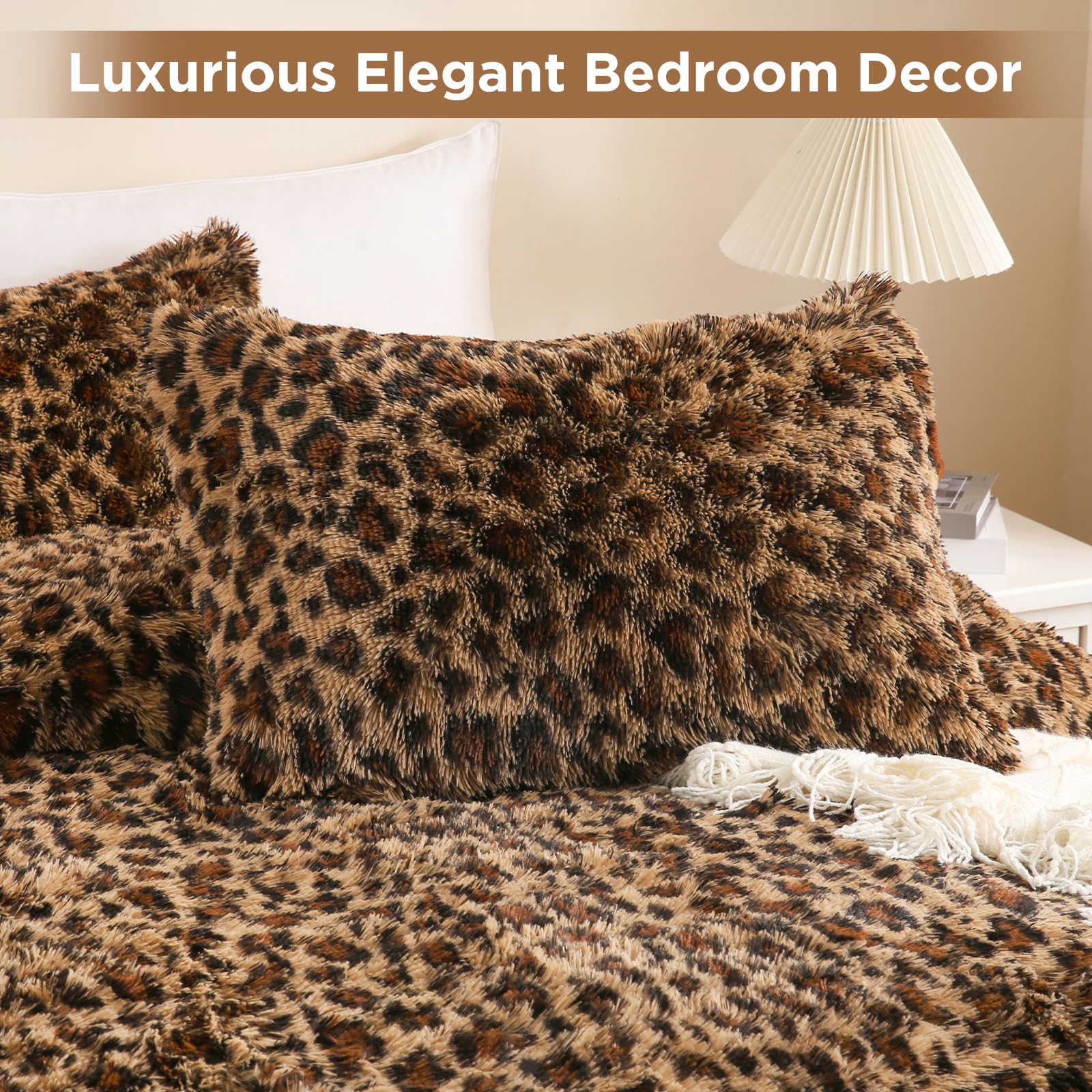Melo10PM pillow shams detail shows matching fur and secure envelope