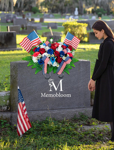 Memobloom adjustable rust-proof steel handle and rubber-coated clips demonstrating secure, scratch-proof mounting