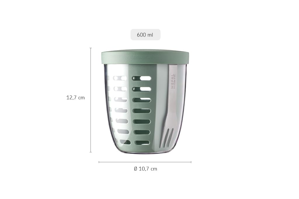 Mepal pot filled with chopped fruit showing neat portion control and freshness